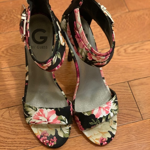 Black Floral High Heel Sandal - Picture 3 of 3